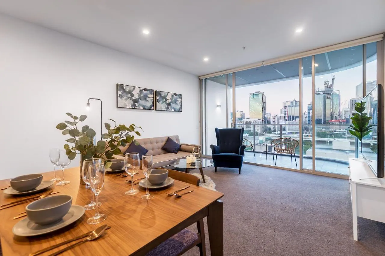 Lucid Apartment South Brisbane 0*,